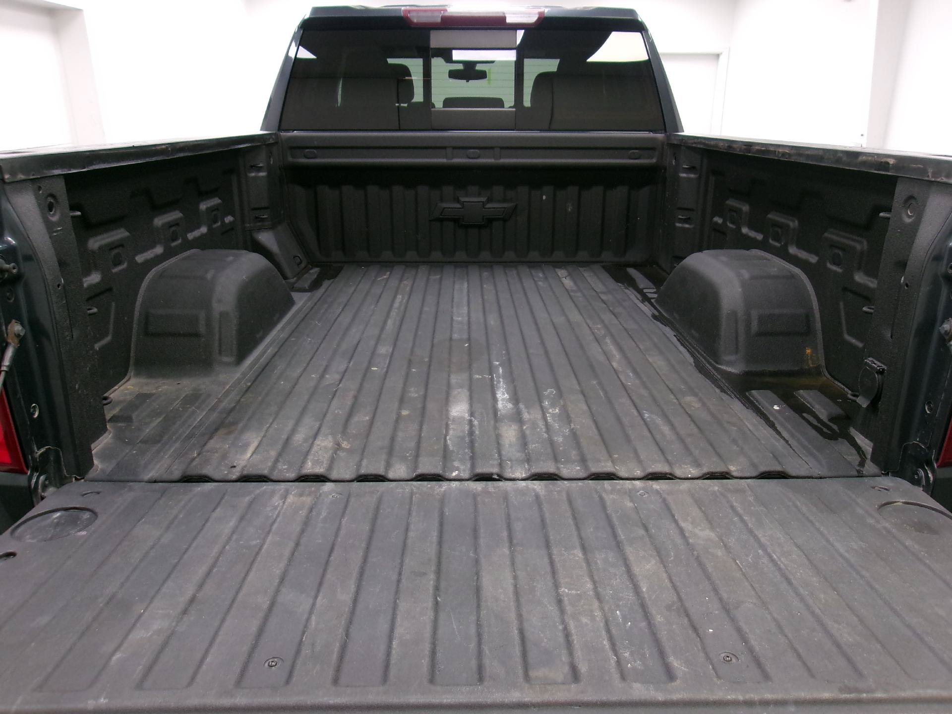 Used 2019 Chevrolet Silverado 1500 RST AWD/4WD image 9
