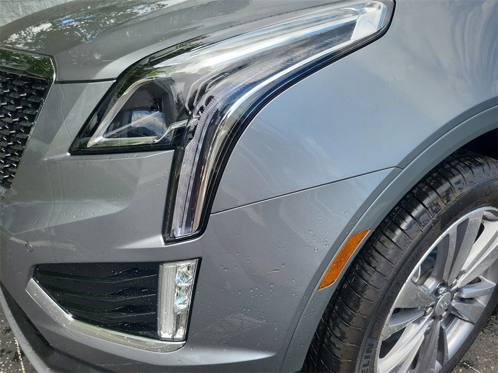 New 2025 Cadillac XT5 Premium Luxury image 9