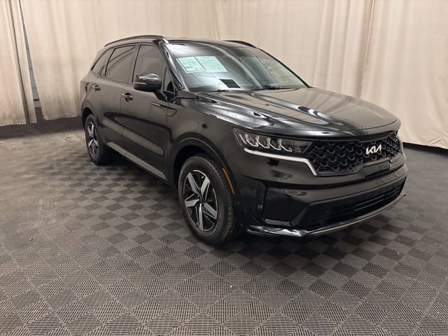 Certified 2023 Kia Sorento S image 3