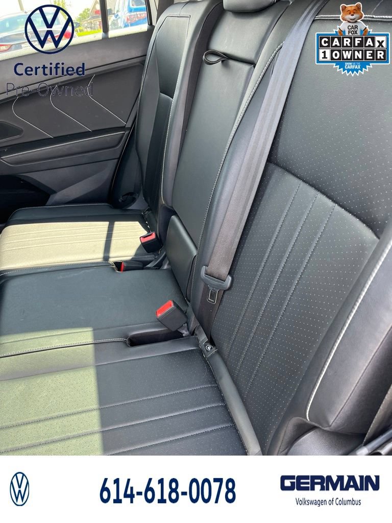 Certified 2024 Volkswagen Tiguan SE w/ Panoramic Sunroof Package AWD/4WD image 19