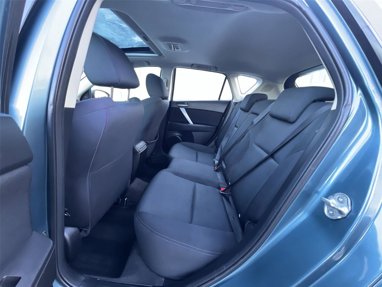 Used 2010 MAZDA MAZDA3 s Sport image 23