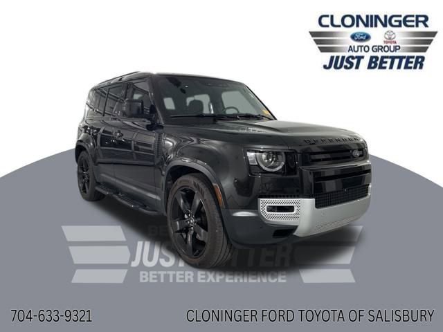 Used 2024 Land Rover Defender 110 S image 1