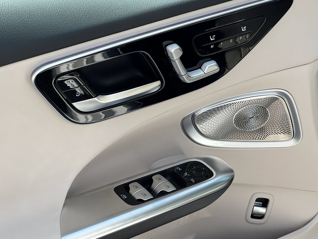 New 2026 Mercedes-Benz C 300 Sedan image 12