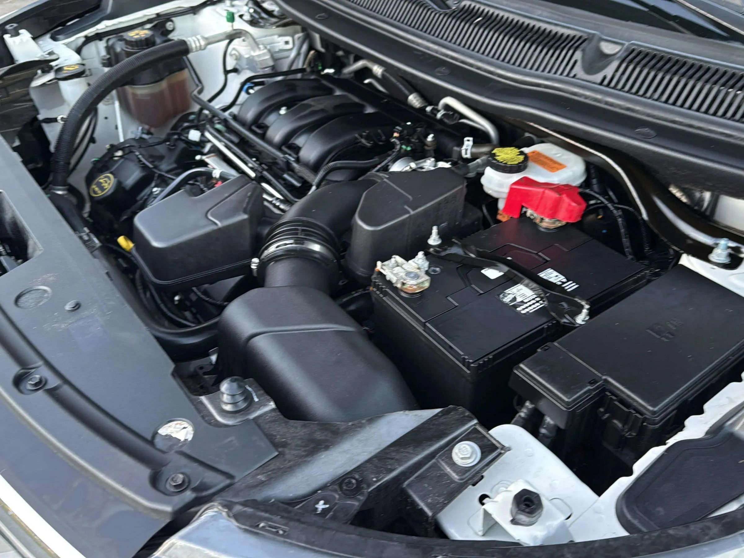 Used 2018 Ford Explorer XLT w/ Equipment Group 202A image 35