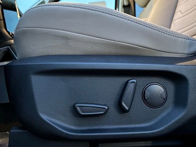 New 2025 Ford Ranger Lariat w/ FX4 Off-Road Package image 12