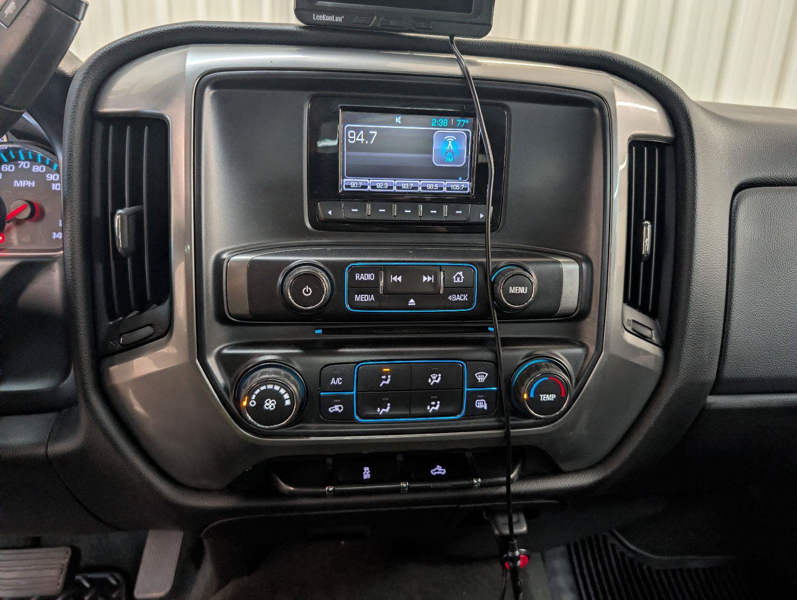 Used 2015 Chevrolet Silverado 1500 LT AWD/4WD image 25