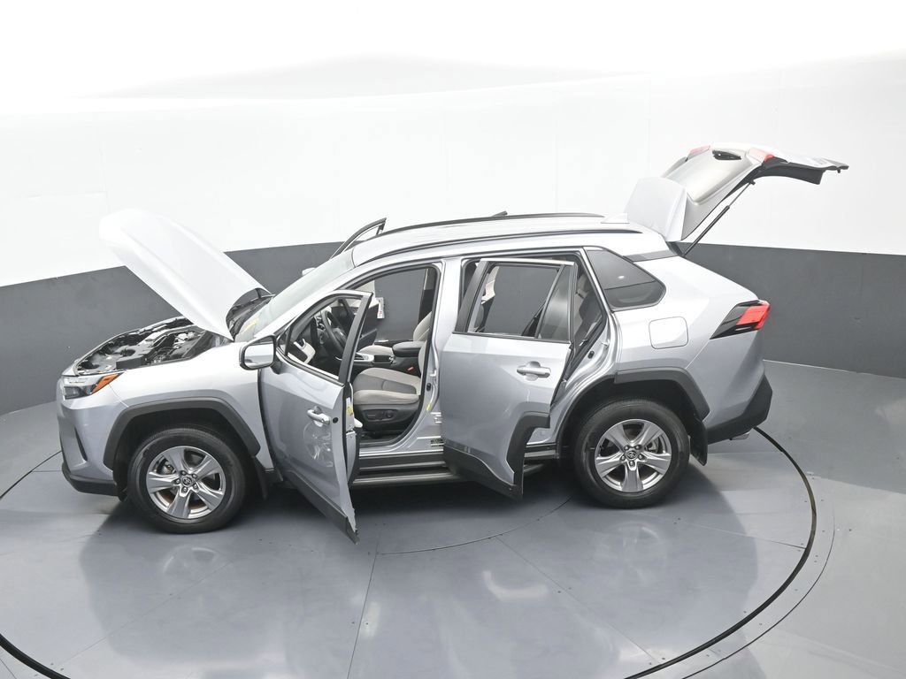 Used 2023 Toyota RAV4 XLE image 67