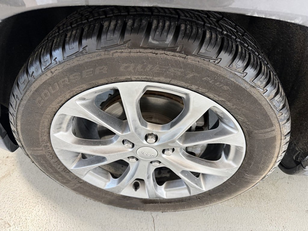 Used 2019 Jeep Grand Cherokee Summit w/ Platinum Series Group image 7