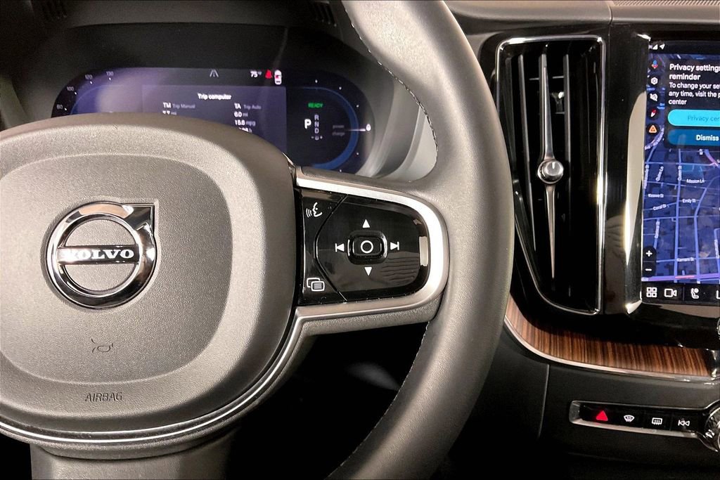 Used 2024 Volvo XC60 T8 Plus w/ Protection Package Premier image 19