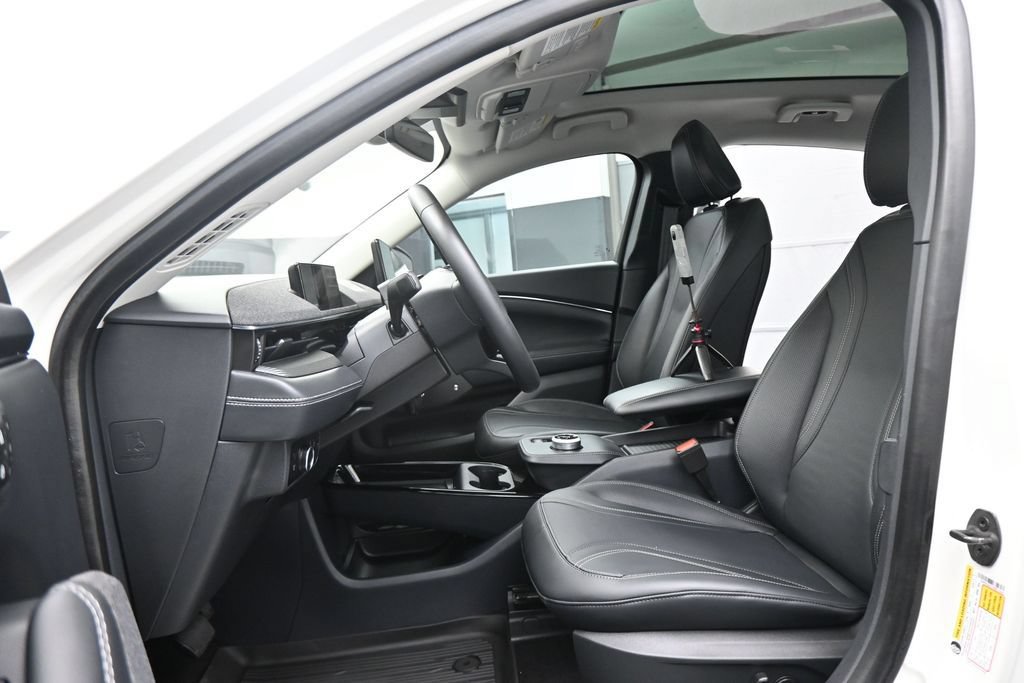 Certified 2023 Ford Mustang Mach-E Premium RWD image 5