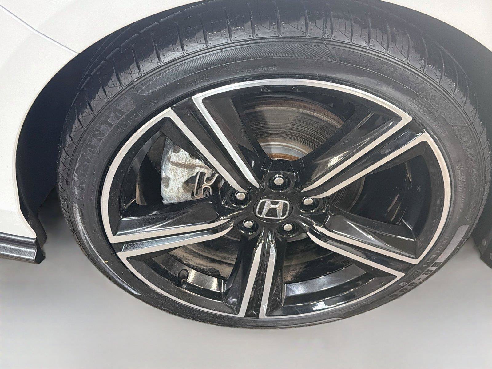 Used 2024 Honda Accord Sport image 27