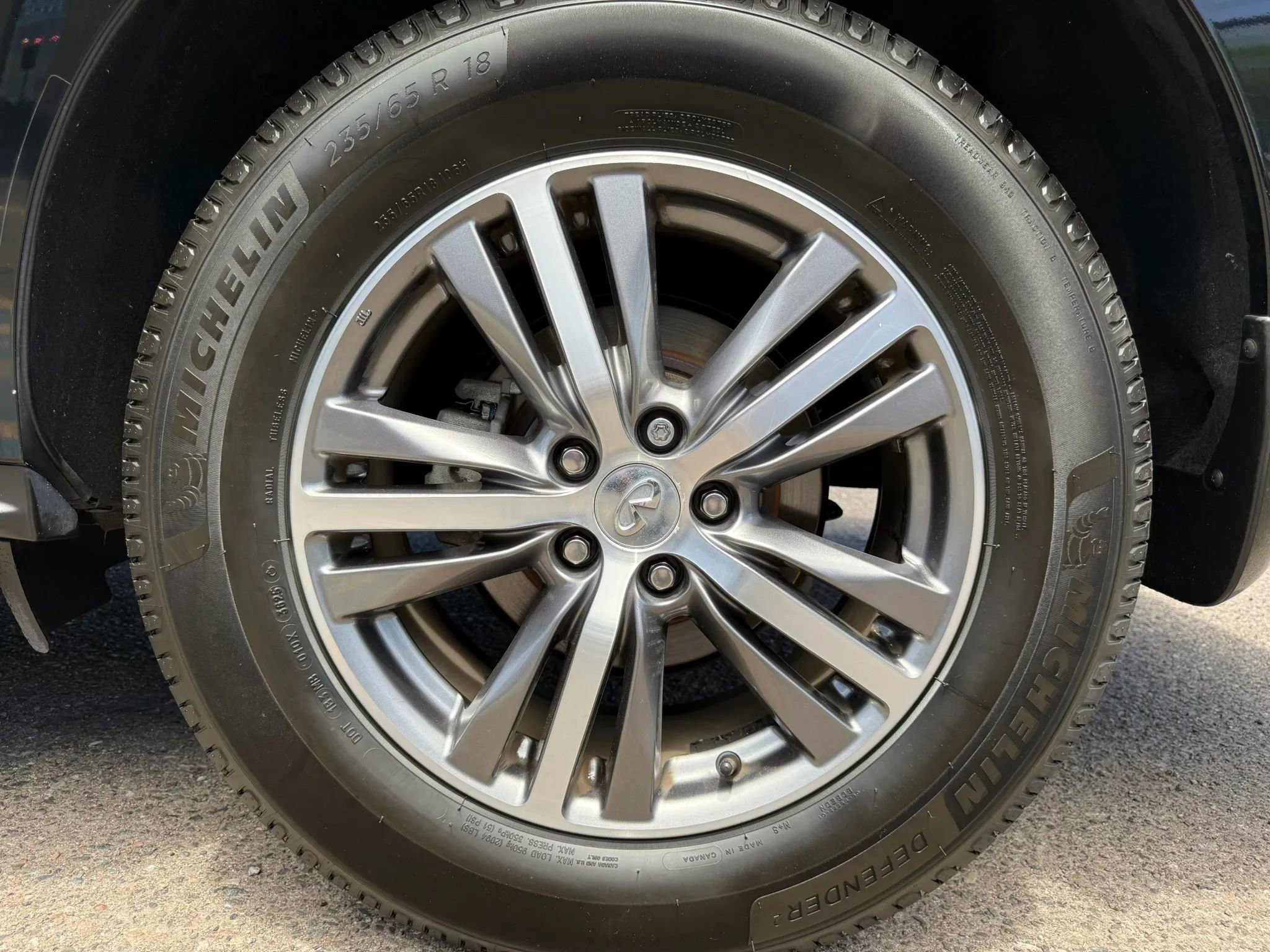 Used 2020 INFINITI QX60 Luxe w/ Essential Package FWD image 45