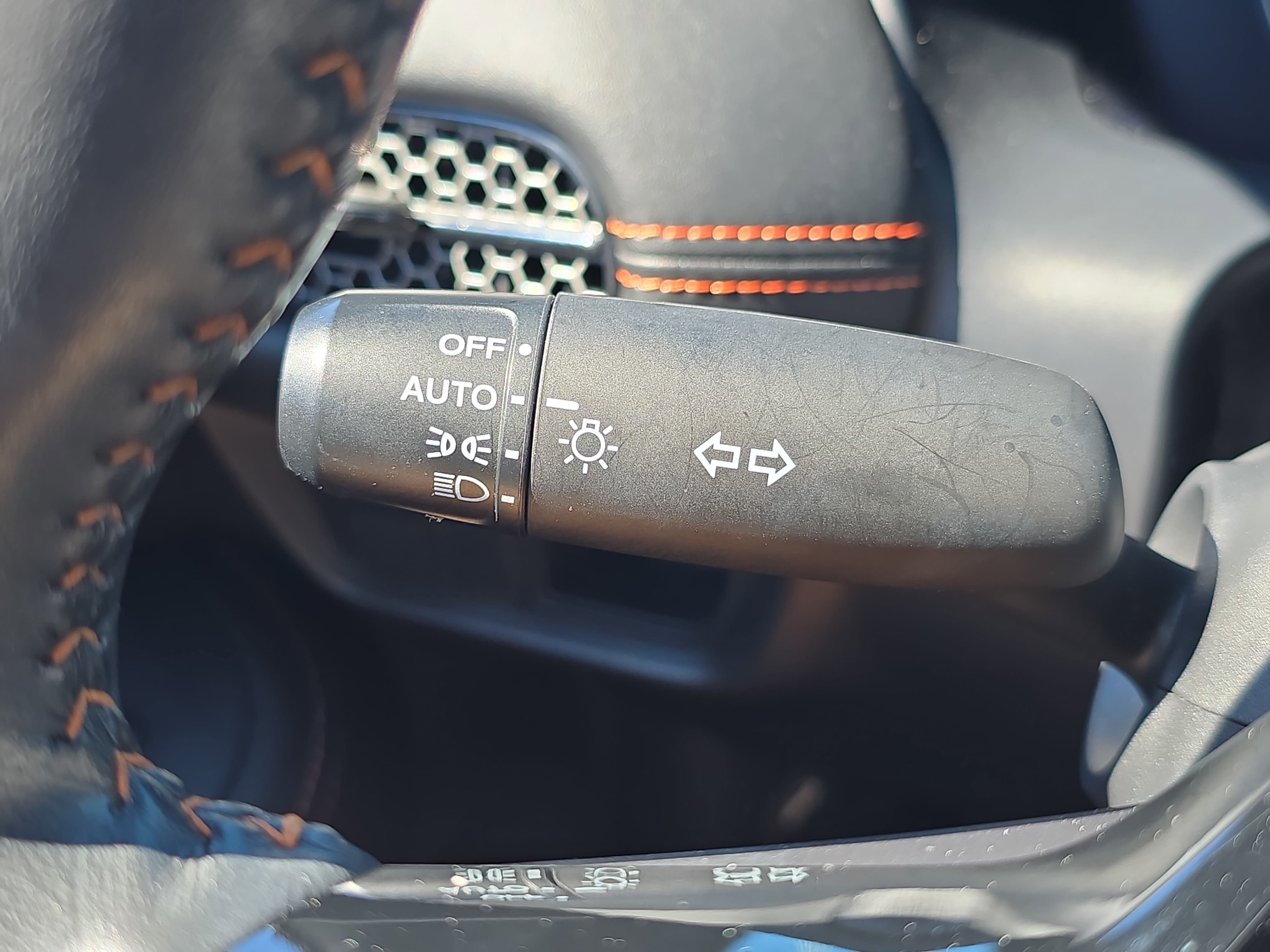 Used 2024 Honda HR-V Sport image 25