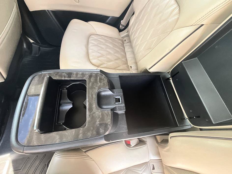 Used 2023 Nissan Armada Platinum w/ Captain's Chairs Package AWD/4WD image 35