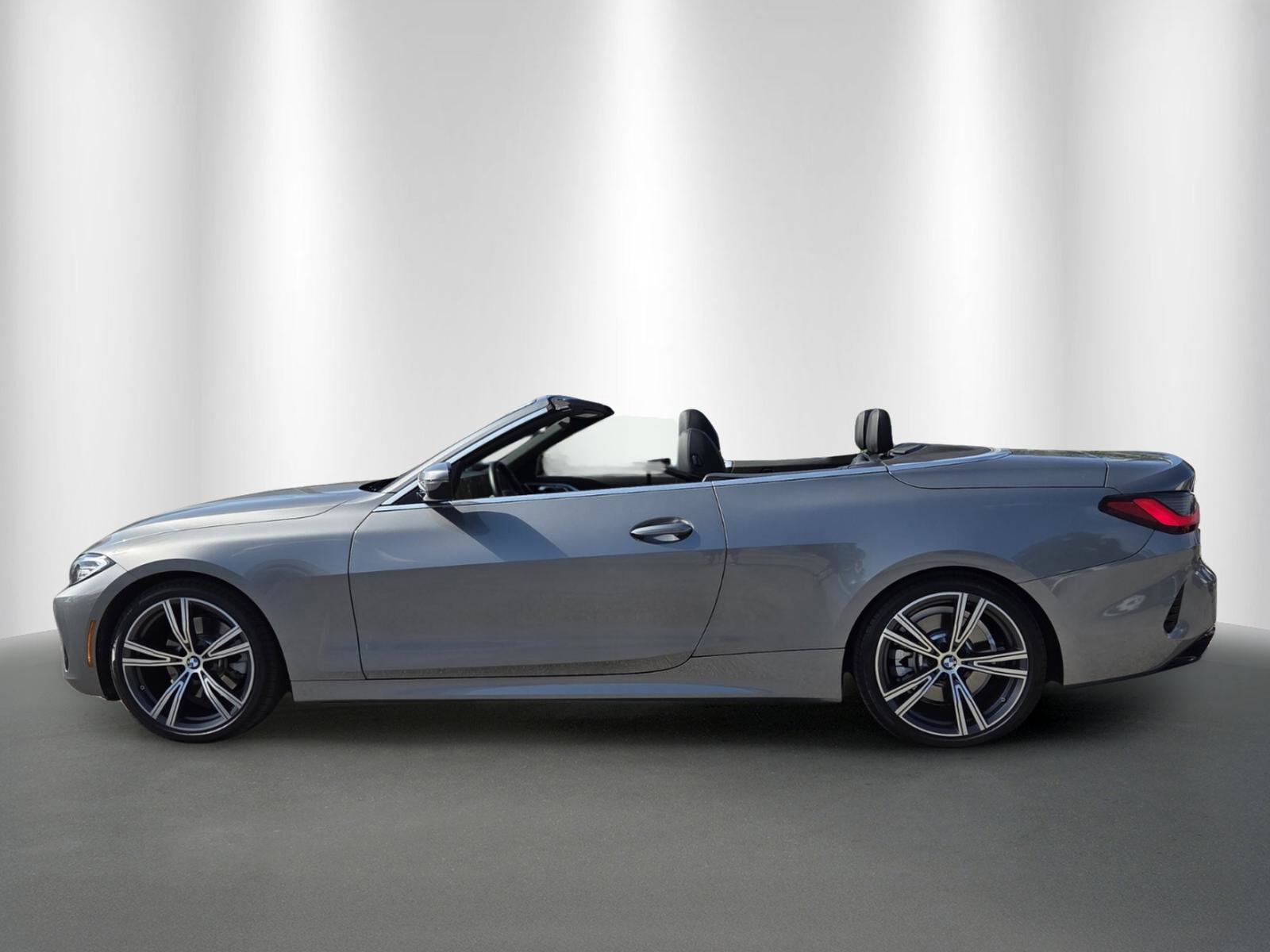 Certified 2024 BMW 430i Convertible w/ Convenience Package RWD image 4
