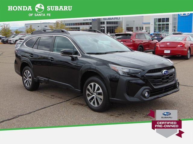 Certified 2025 Subaru Outback Premium AWD/4WD image 1
