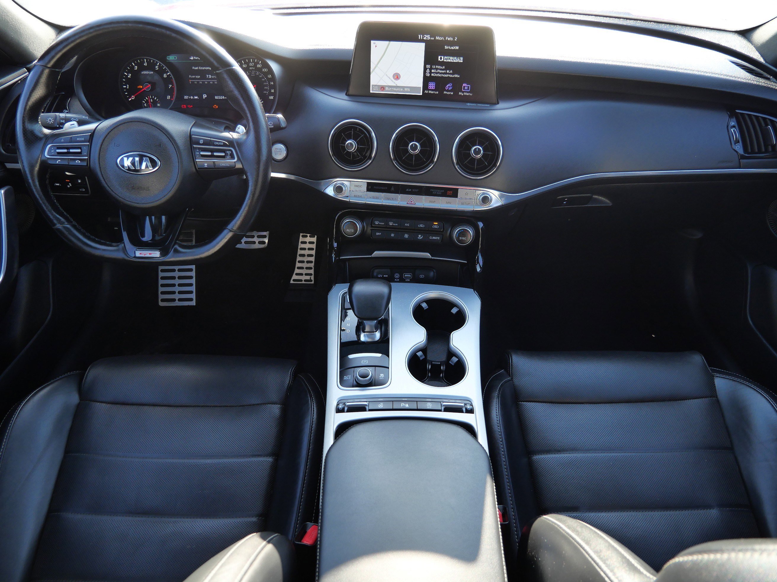 Used 2018 Kia Stinger GT2 image 10