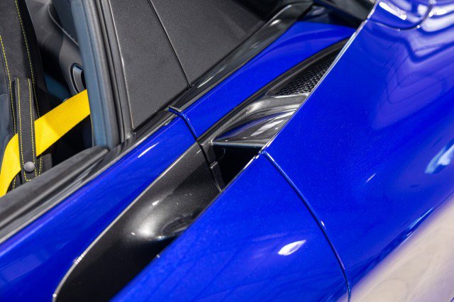 Used 2021 McLaren 720S Performance RWD image 17