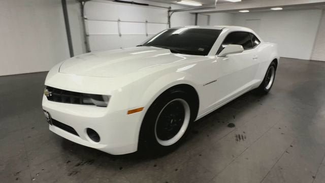 Certified 2013 Chevrolet Camaro LS RWD image 4