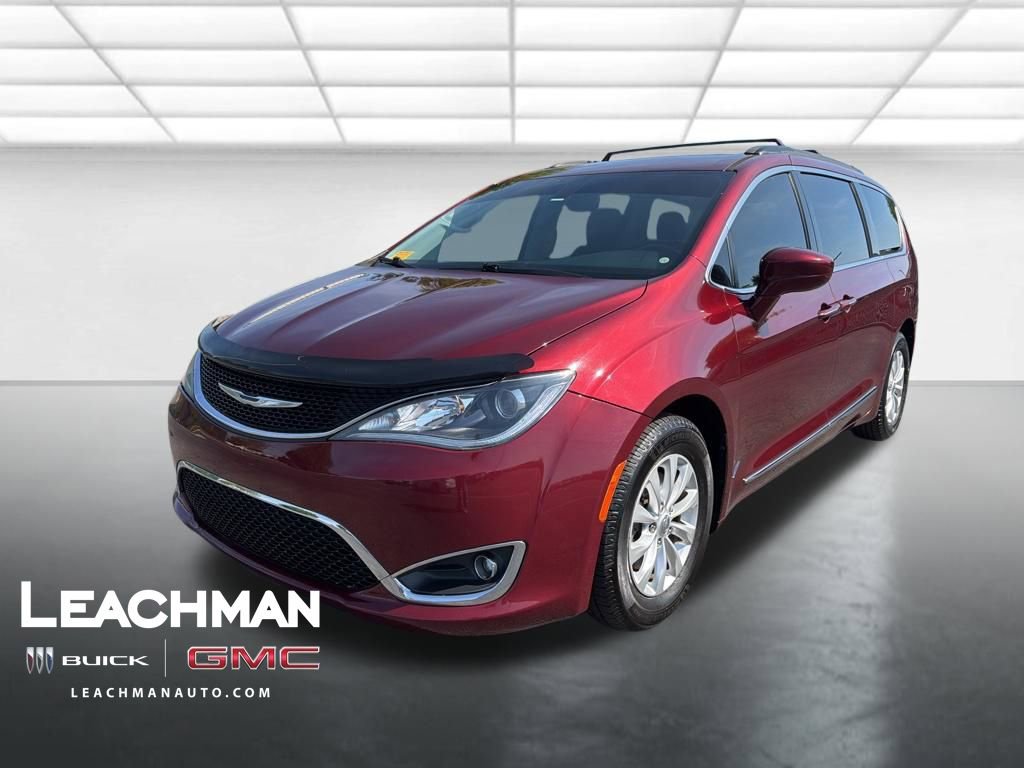 Used 2017 Chrysler Pacifica Touring-L image 8