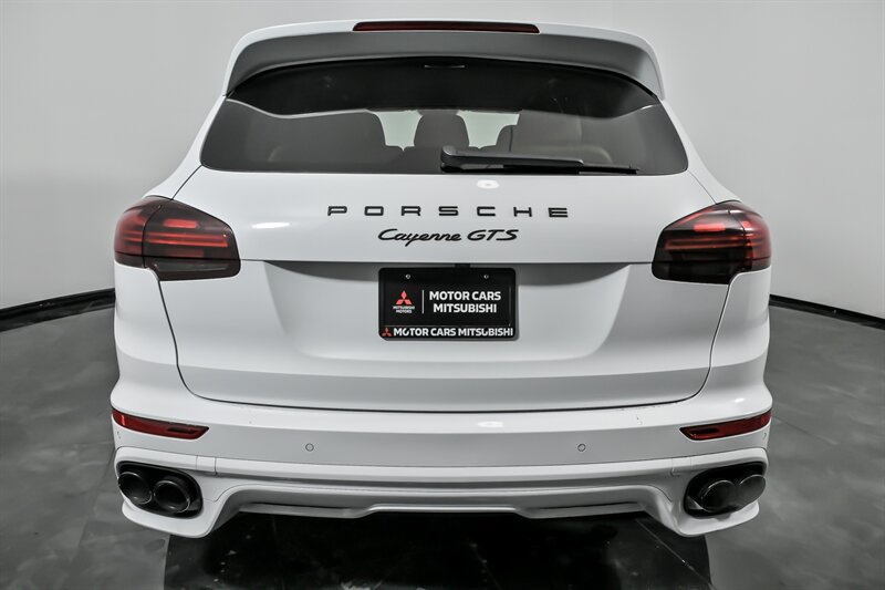 Used 2016 Porsche Cayenne GTS AWD/4WD image 9