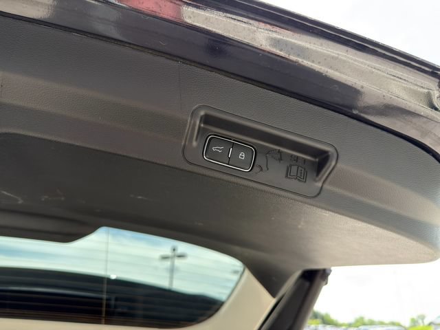 Used 2025 Ford Explorer Platinum w/ Ultimate Package AWD/4WD image 53
