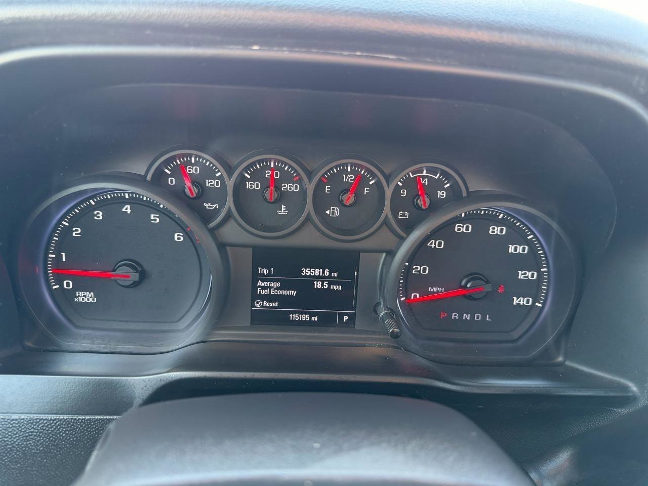 Used 2021 Chevrolet Silverado 1500 W/T RWD image 32