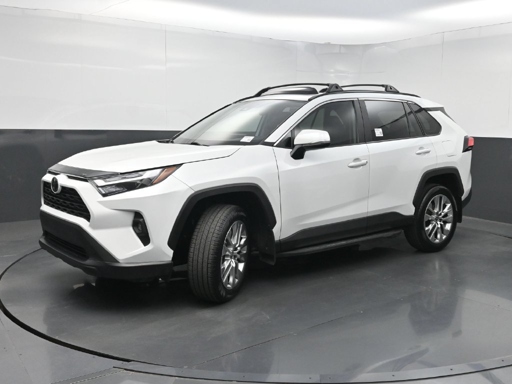 Used 2024 Toyota RAV4 XLE Premium FWD image 21