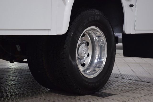 Used 2026 RAM 3500 Tradesman w/ Chrome Appearance Group image 18