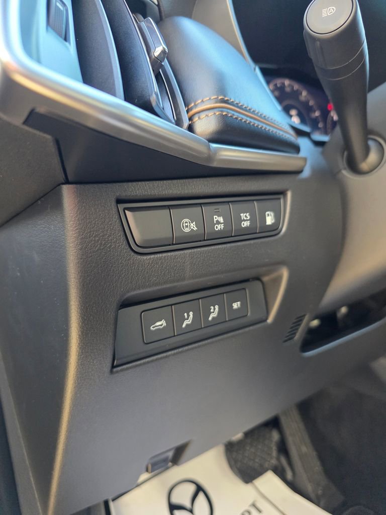 New 2026 MAZDA CX-90 Plug-In Hybrid w/ Premium Plus AWD/4WD image 16