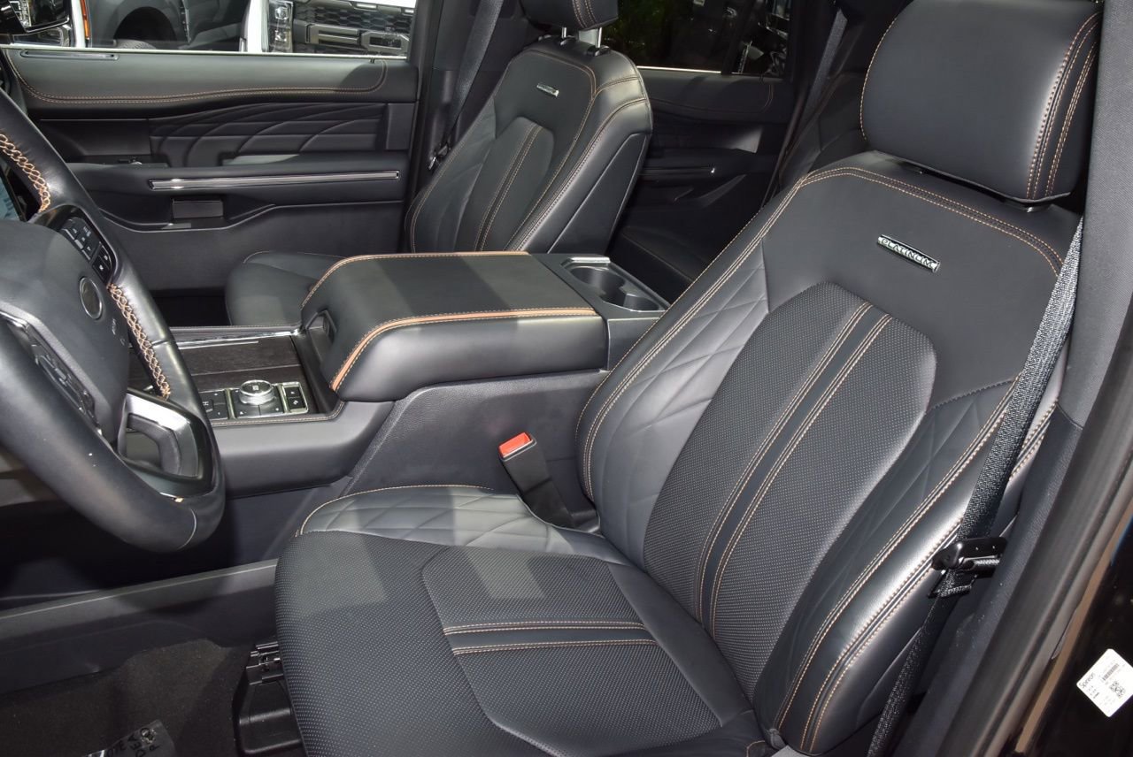 Certified 2024 Ford Expedition Max Platinum image 35