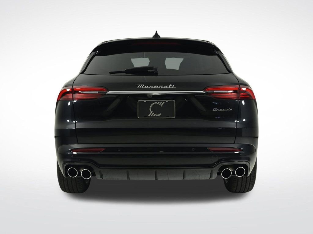 Used 2025 Maserati Grecale GT image 4