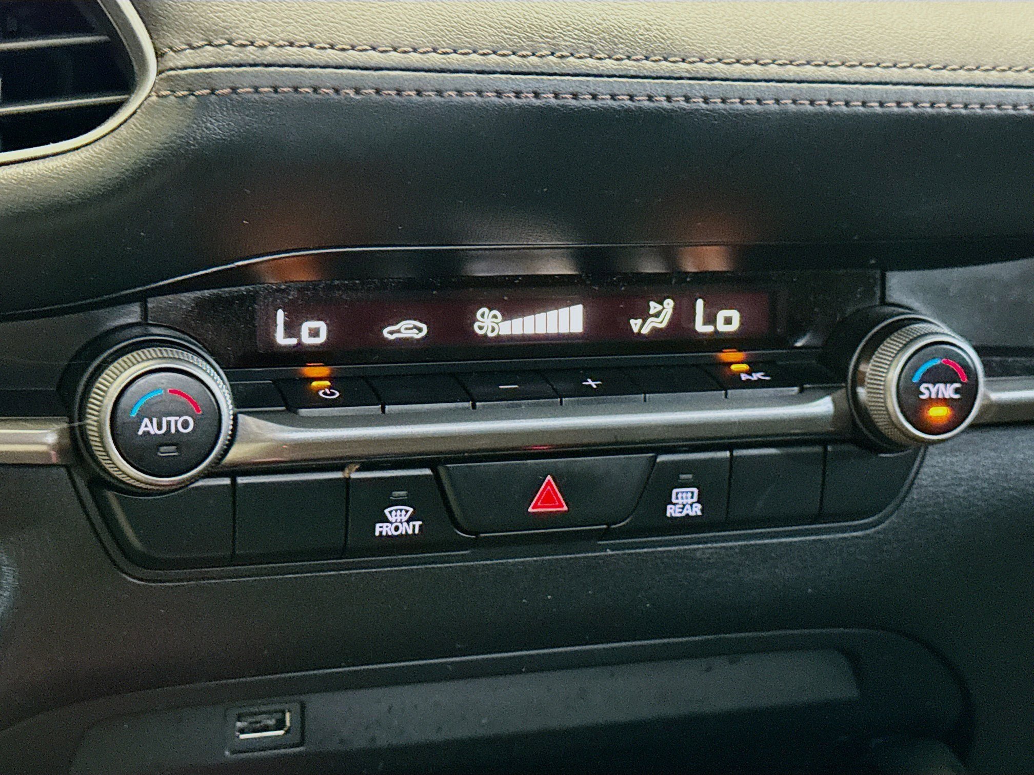 Used 2021 MAZDA MAZDA3 s image 9