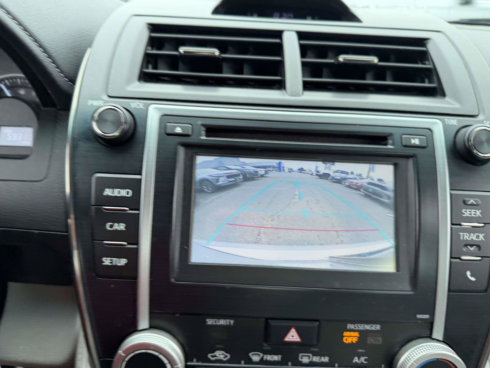 Used 2014 Toyota Camry LE FWD image 19