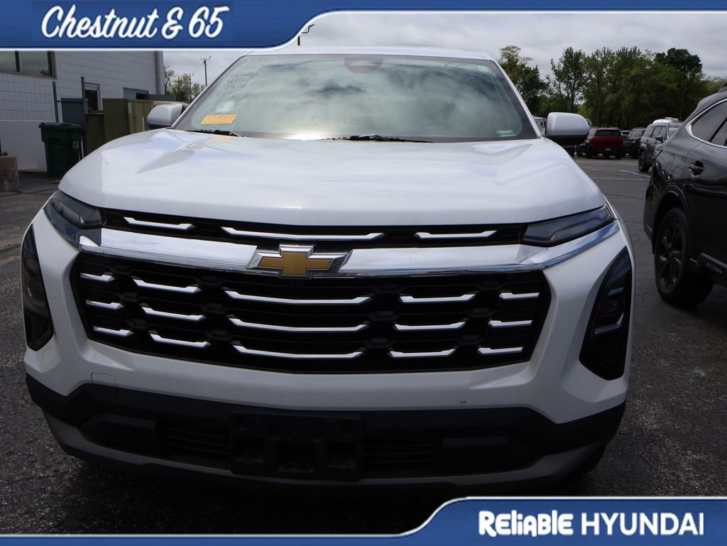 Used 2026 Chevrolet Equinox LT w/ LPO, Floor Liner Package FWD image 9