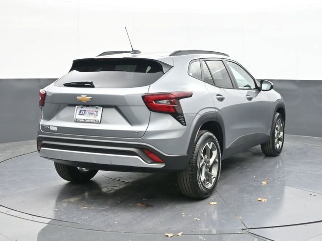 New 2026 Chevrolet Trax LT w/ Driver Confidence Package image 12