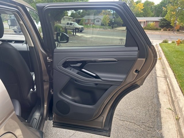 Used 2020 Land Rover Range Rover Evoque S image 33