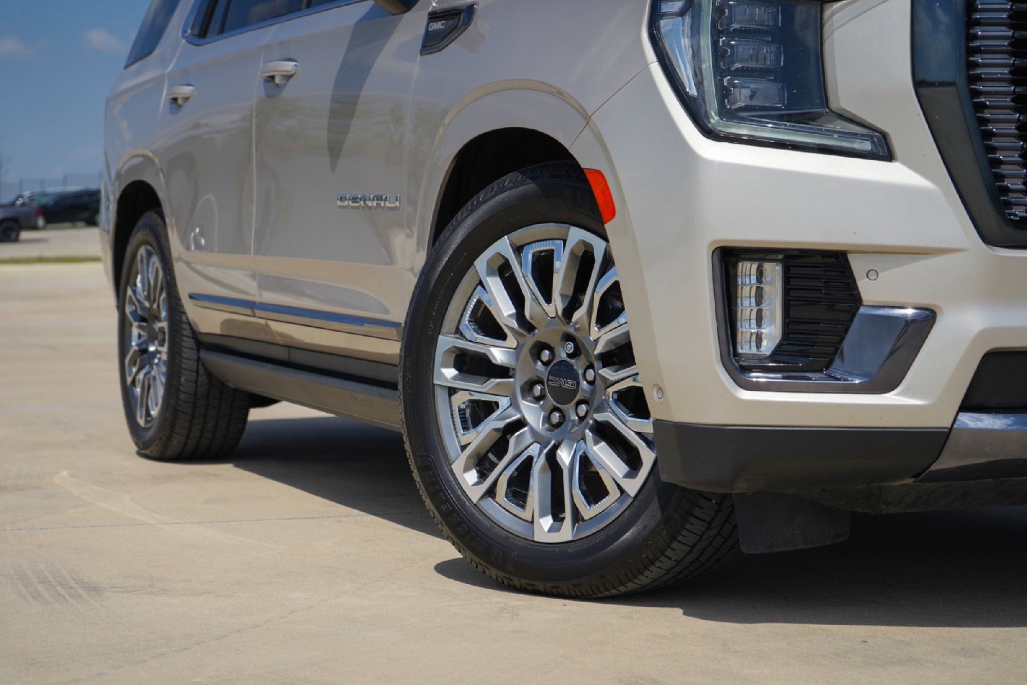 Used 2023 GMC Yukon Denali Ultimate AWD/4WD video 2