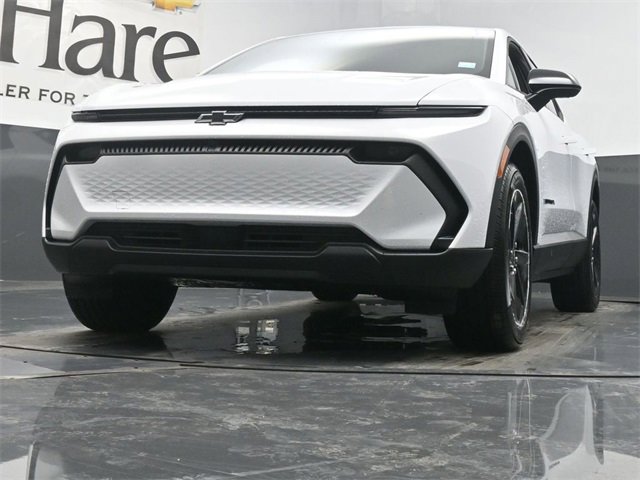 New 2026 Chevrolet Equinox EV LT image 34