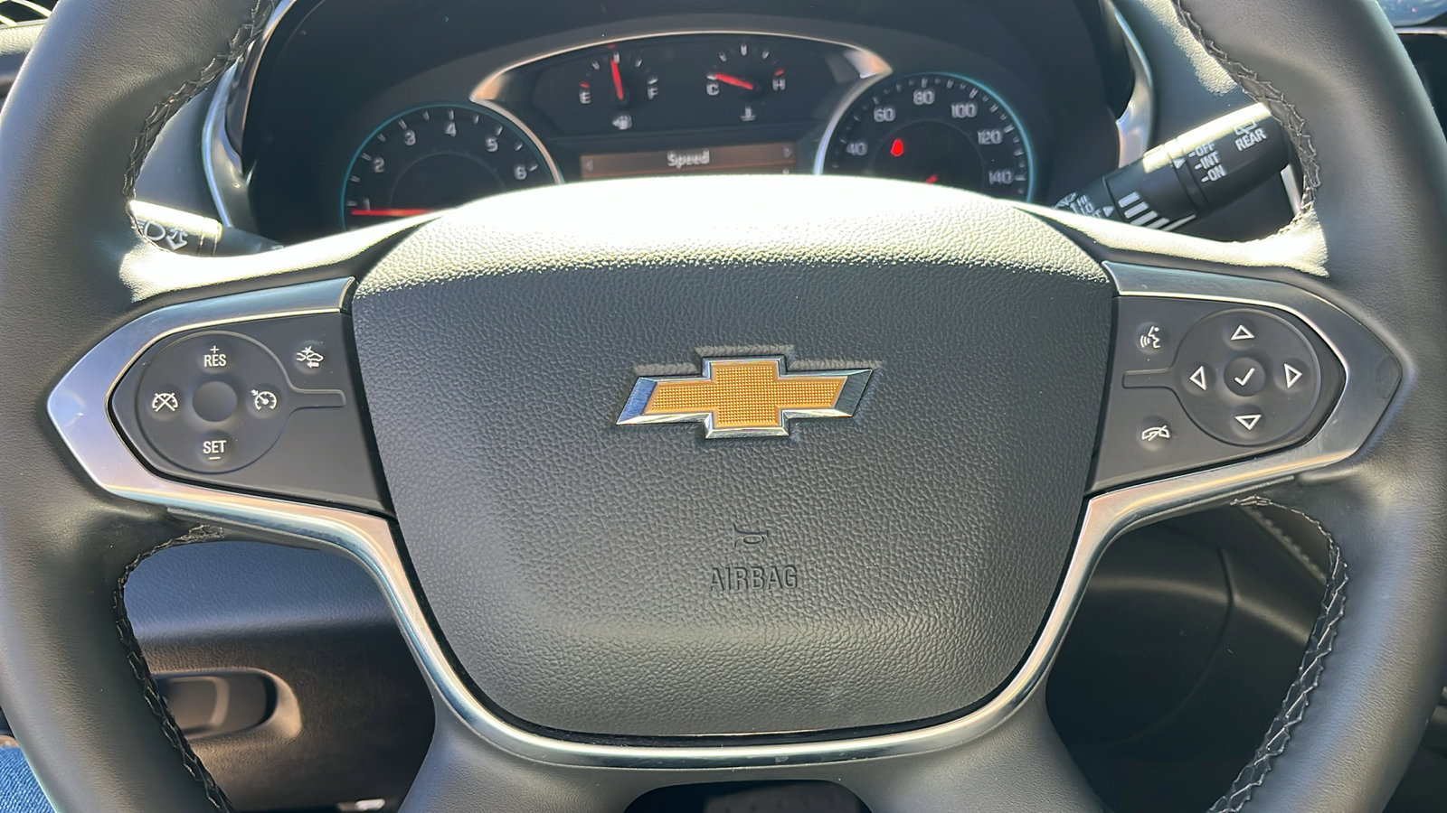 Used 2023 Chevrolet Traverse LT image 15