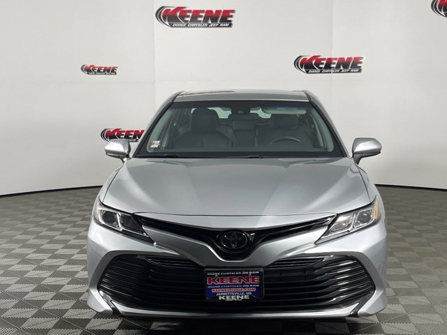 Used 2018 Toyota Camry LE FWD image 4