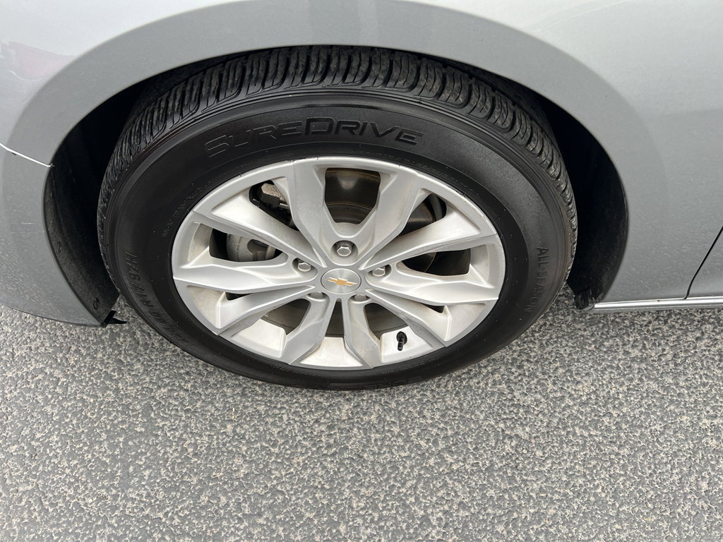 Used 2023 Chevrolet Malibu LT image 7