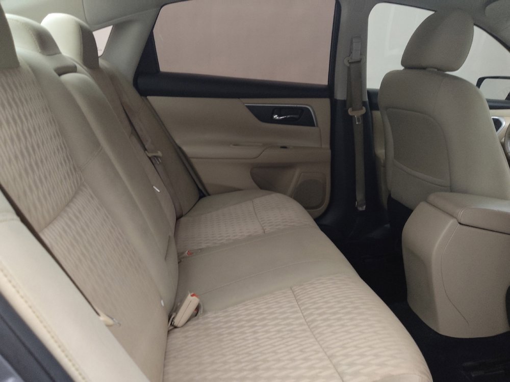 Used 2017 Nissan Altima 2.5 SV image 19