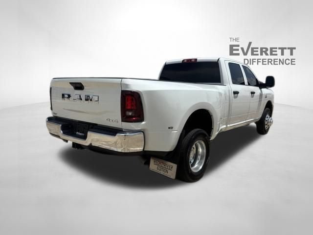 Used 2025 RAM 3500 Tradesman w/ Chrome Appearance Group AWD/4WD image 7