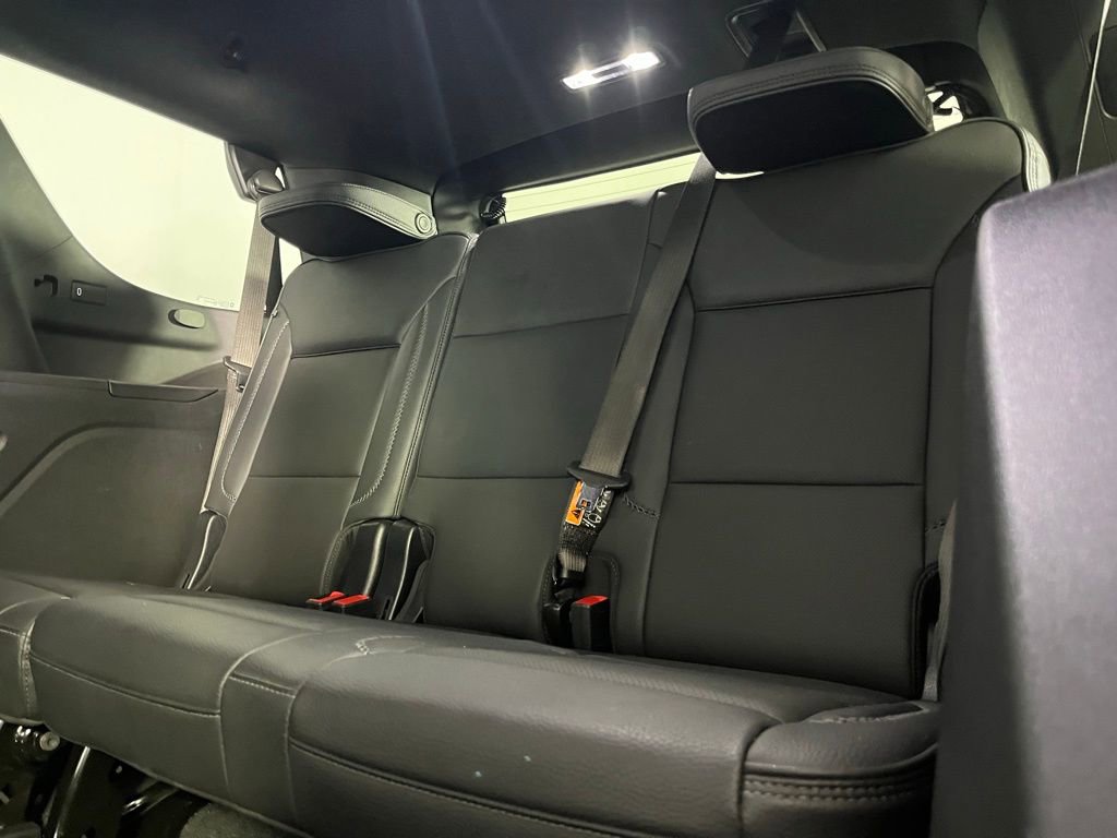 Used 2025 GMC Yukon Denali image 33