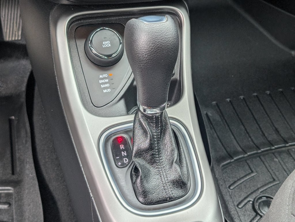 Used 2021 Jeep Compass Sport w/ Cold Weather Group AWD/4WD image 22