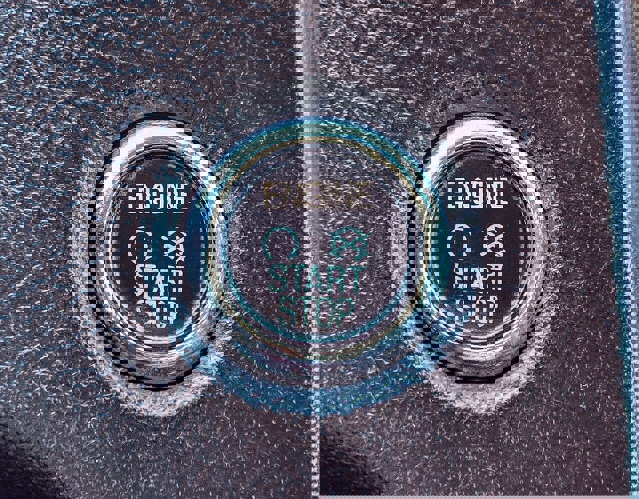 Used 2011 Ford Taurus Limited w/ 303A Rapid Spec Order Code image 18