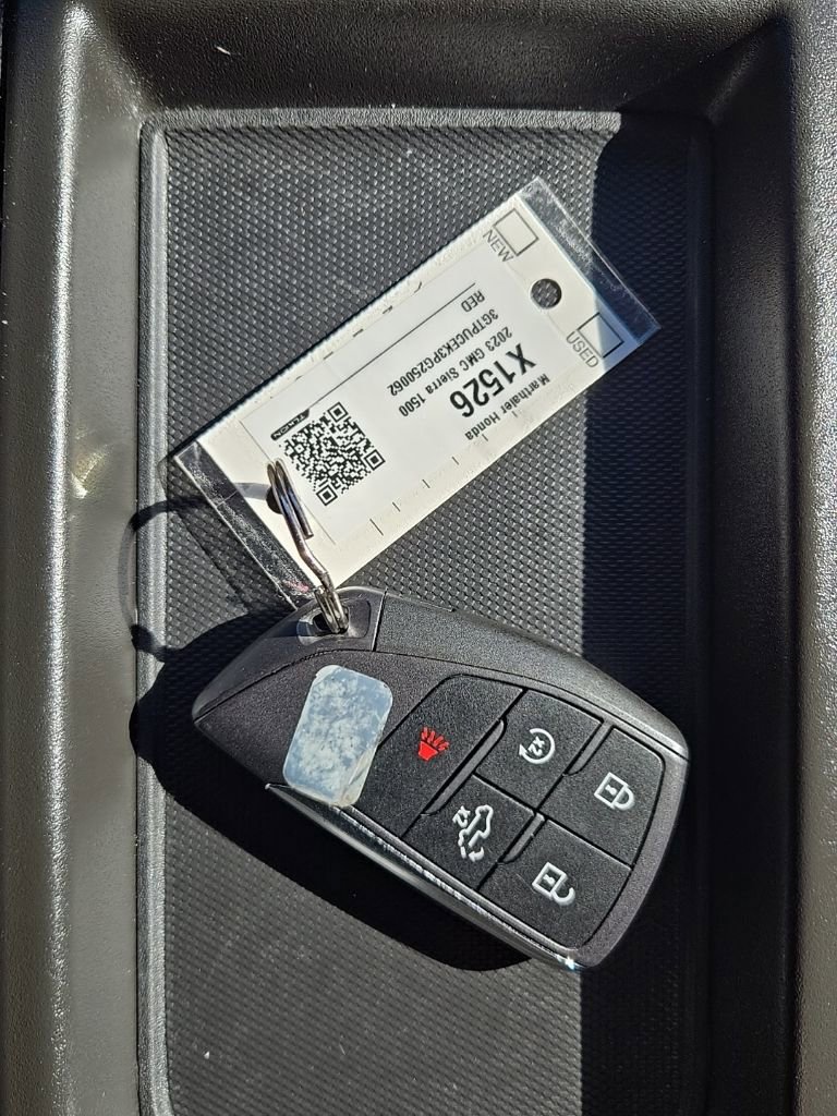 Used 2023 GMC Sierra 1500 Elevation image 27