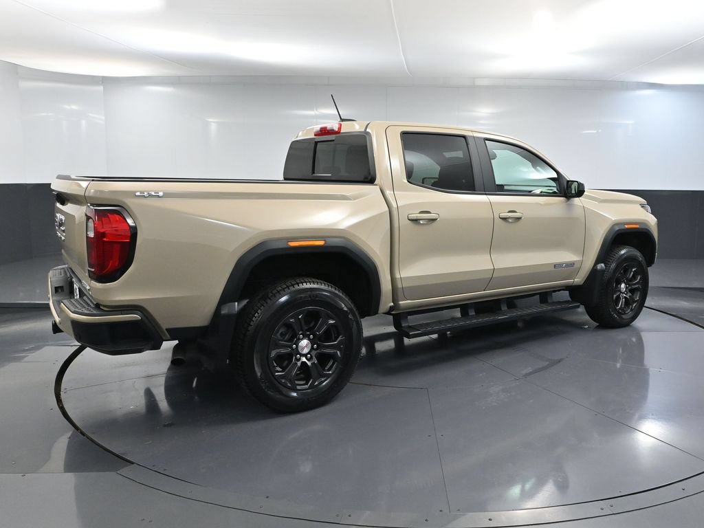 Used 2023 GMC Canyon Elevation w/ Elevation Premium Package AWD/4WD image 4