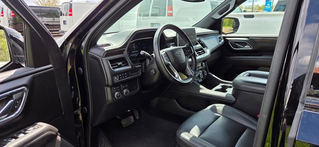 Certified 2023 Chevrolet Suburban Z71 w/ Luxury Package AWD/4WD image 10
